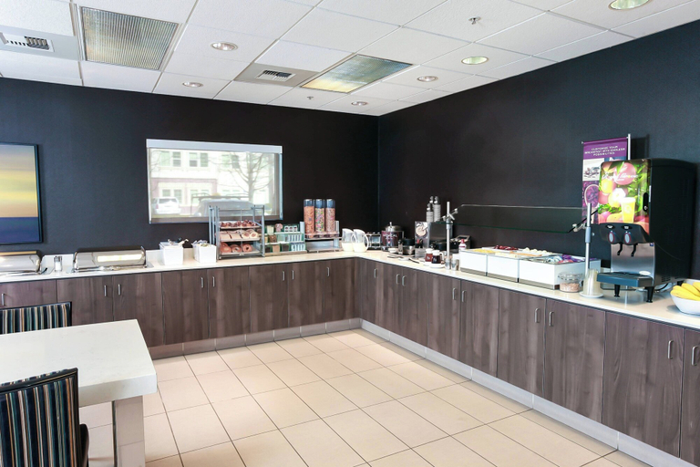 Food & Drinks 5, Residence Inn By Marriott Stockton, San Joaquin