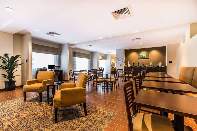 Food & Drinks 5, Wingate by Wyndham Jonesboro/Hodge, Jackson