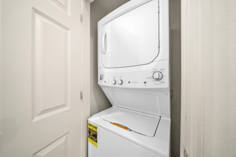 Bathroom 4, Majestic Beach Towers 1-1014, Bay