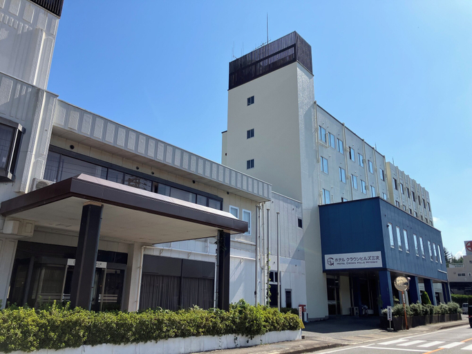 Exterior & Views 2, Hotel CROWN HILLS MIYOSHI, Miyoshi