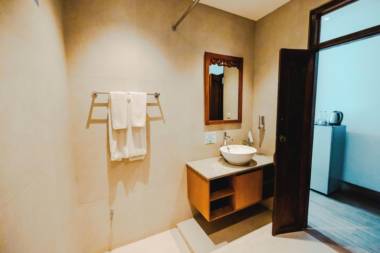 Bathroom 5