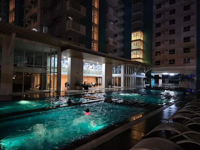 Others 5, Cozy Condo unit Best Location at Lacson street, Bacolod City