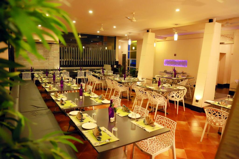 Food & Drinks 4, Ginger Kochi - Mg Road, Ernakulam