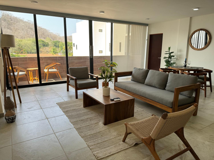 Others 4, Nabani Condominios T1, Dist. Pochutla