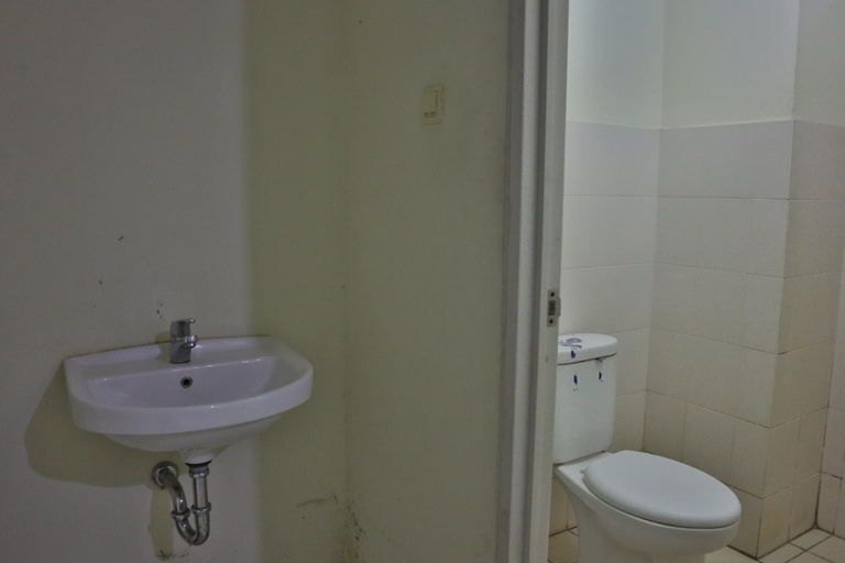 Bathroom 4