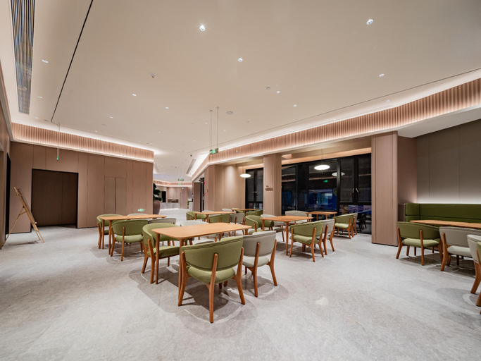 Food & Drinks 4, Ji Hotel Zigong Caideng Park, Zigong