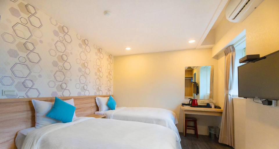 Bedroom 2, King Hot Spring Hotel, Yilan
