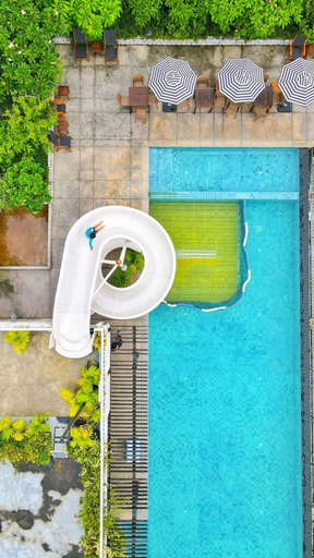 Sport & Beauty 2, Balcony Courtyard Sriracha Hotel Serviced Apartmen, Si Racha