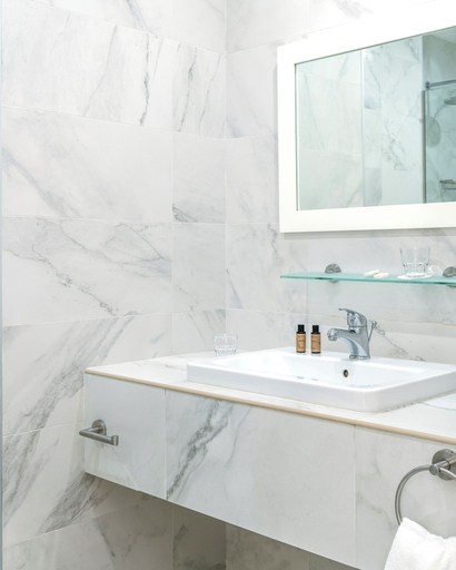 Bathroom 5, Riviera Spa Resort – Adults Only