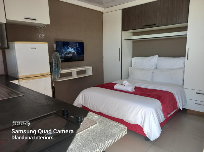 Others 3, Dlanduna GUEST House, Ugu