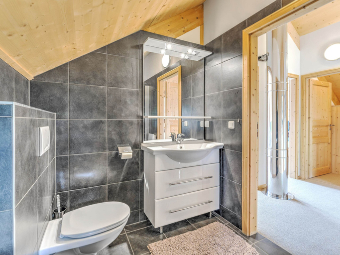 Bathroom 3, Cozy Chalet in Hohentauern near Forest, Murtal