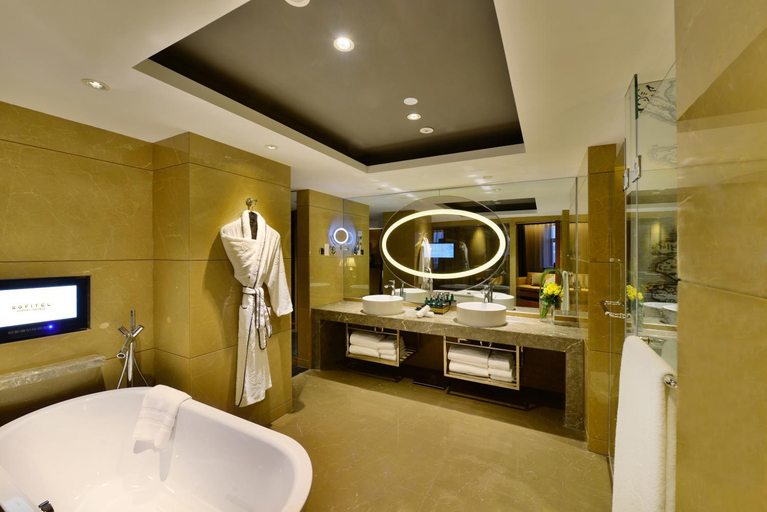 Bathroom 5, Sofitel Zhengzhou Hotel, Zhengzhou