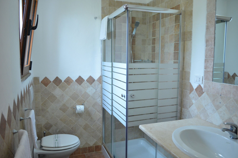 Bathroom 4, Moma Hotel Cannigione, Olbia-Tempio