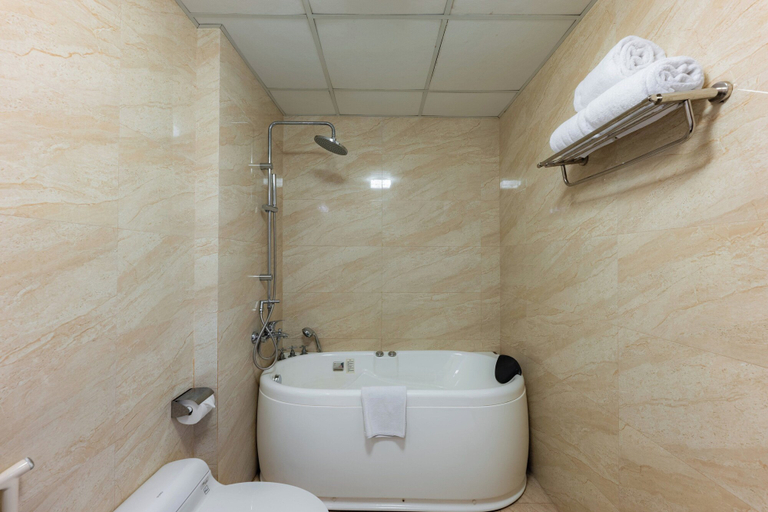 Bathroom 4, Riverside Hanoi Hotel, Ba Đình