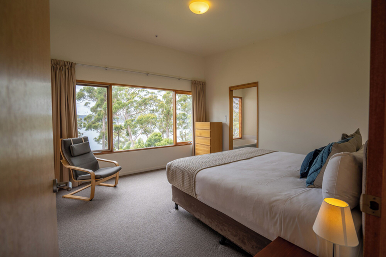 Bedroom 5, Stewarts Bay Lodge, Tasman