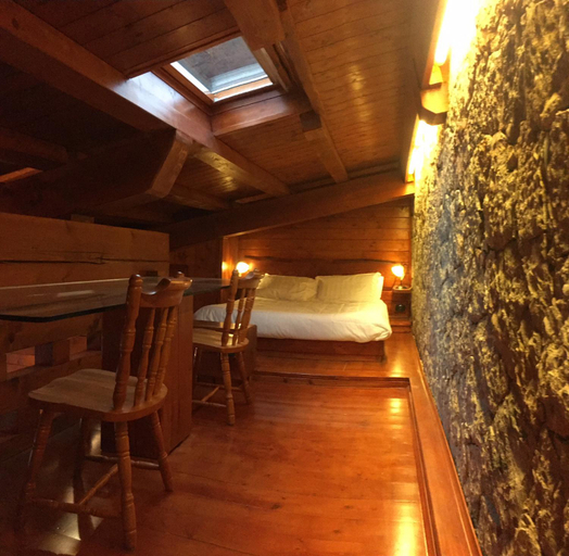 Bedroom 12