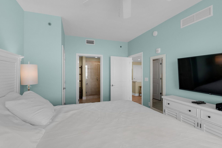 Bedroom 4, Sterling Breeze 904, Bay