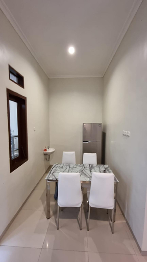 Dining Room 2