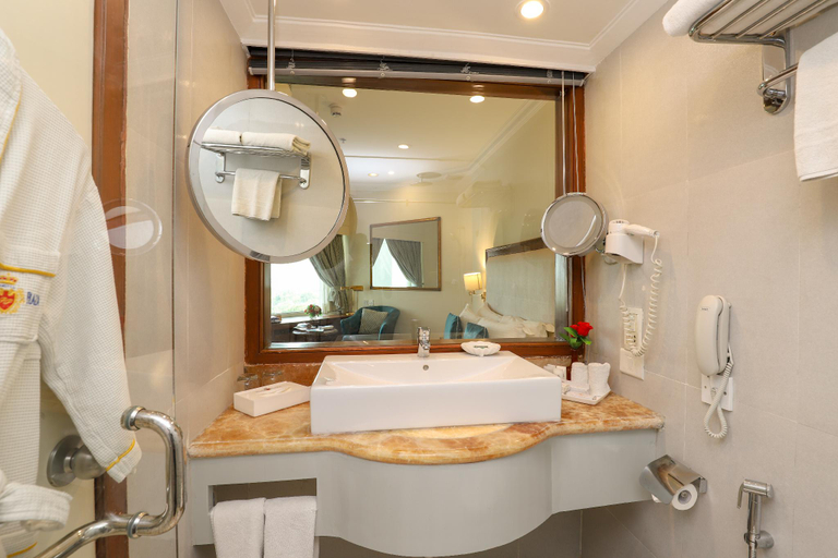Bathroom 4