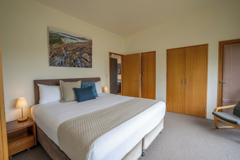 Bedroom 2, Stewarts Bay Lodge, Tasman