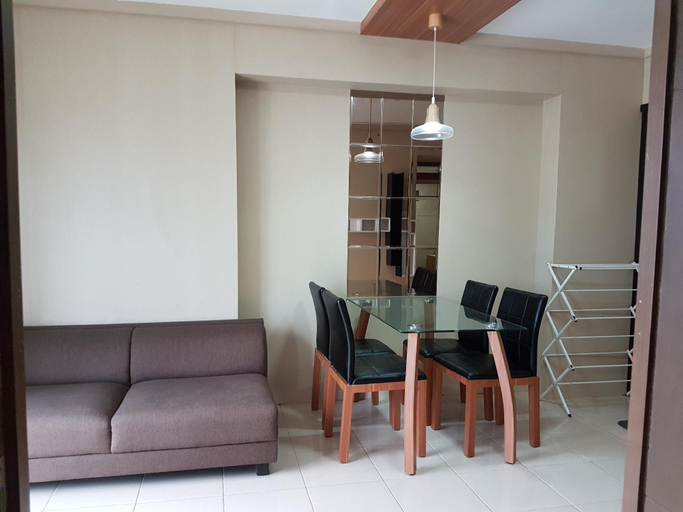 Dining Room 11
