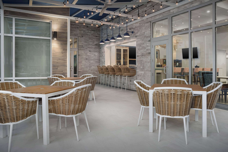 Food & Drinks 5, Hampton Inn & Suites Naples South, Collier