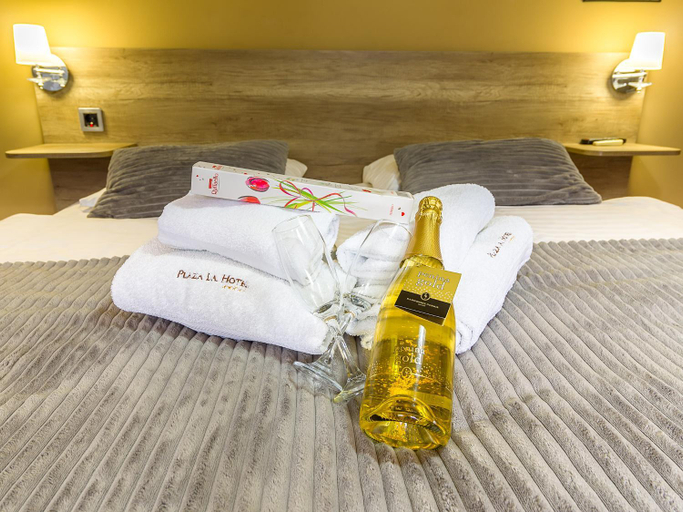 Bedroom 2, Plaza La - Night and Spa, Sremska Mitrovica