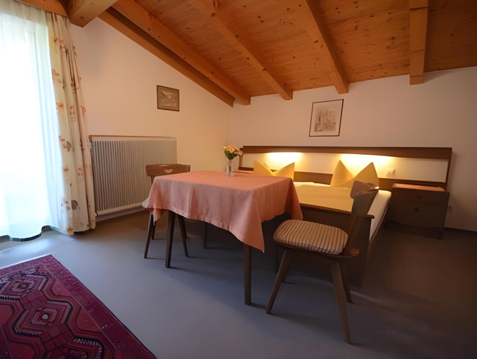 Bedroom 2, Landhaus Hofer, Innsbruck Land