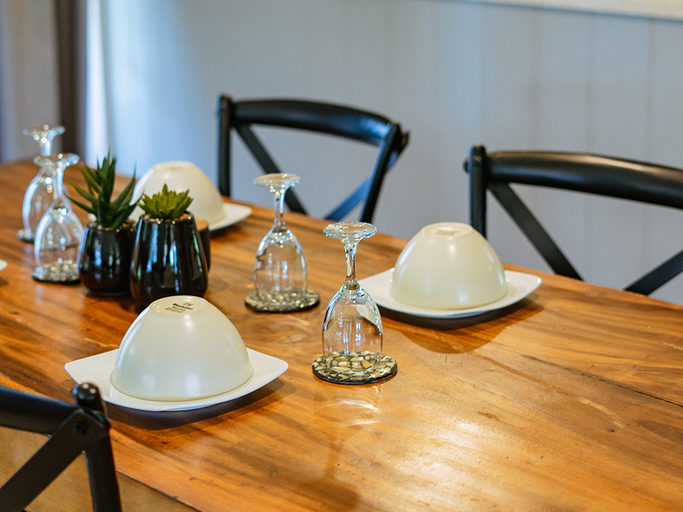 Dining Room 10