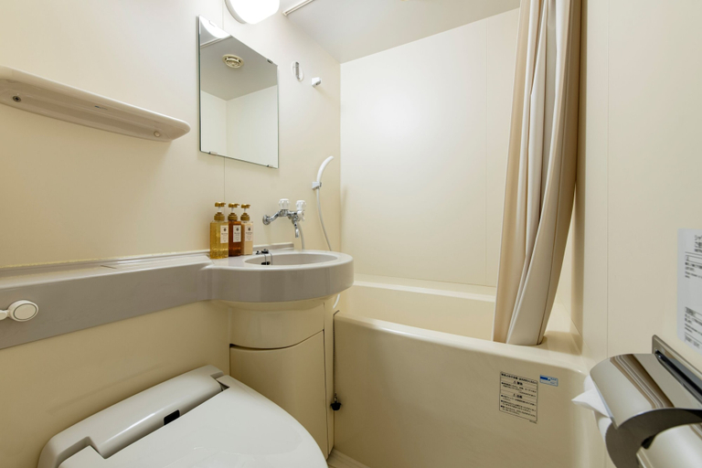 Bathroom 2