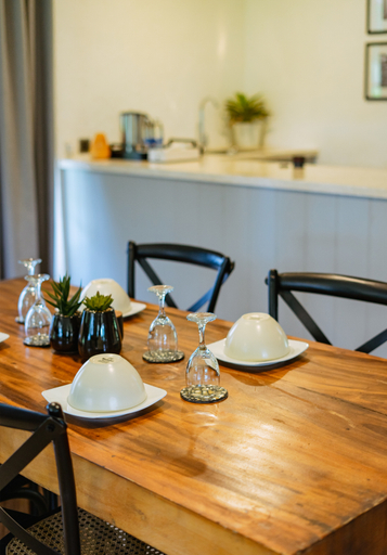 Dining Room 9