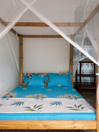 Others 5, Flow Guest House & Cafe, Kusini