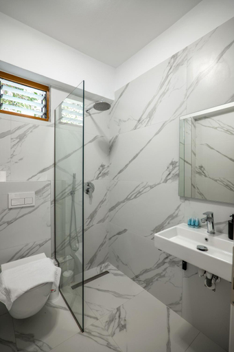 Bathroom 3, Meraki Rooms, Sarandës