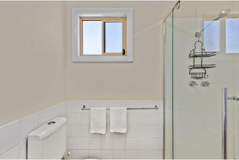 Bathroom 8