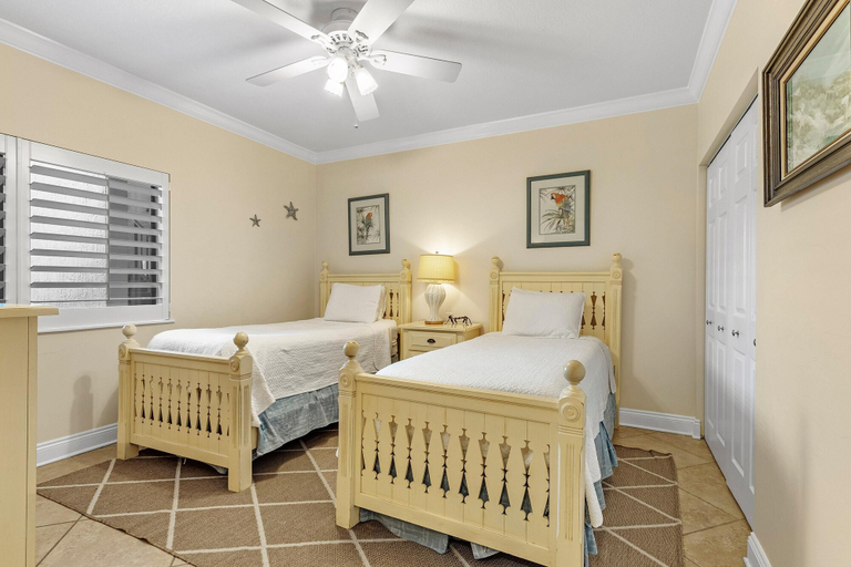 Bedroom 2, Shipwatch D104, Escambia