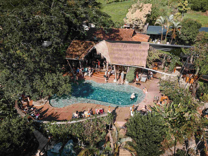 Exterior & Views 2, Cerro Tusa Springs, Venecia