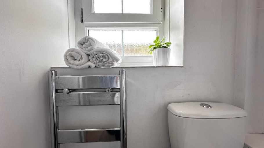 Bathroom 3, The Shard Vision Apartment, London