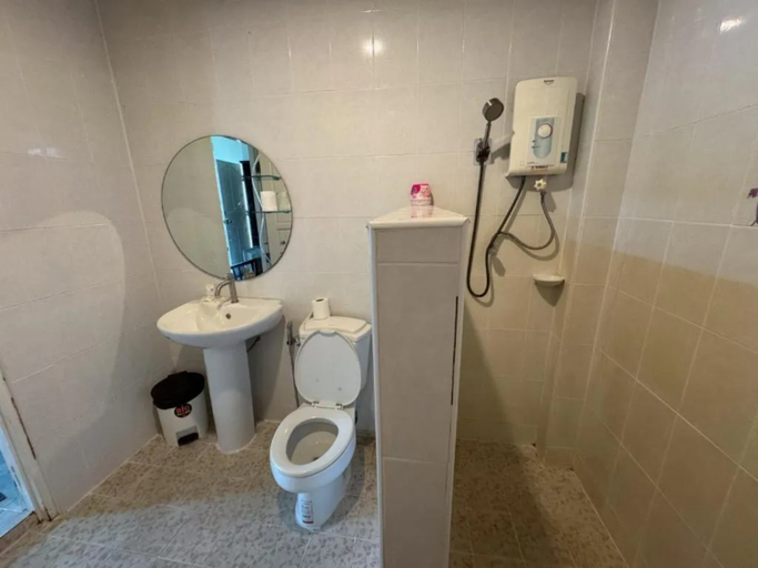 Bathroom 4, Thanawan Resort, Soydow