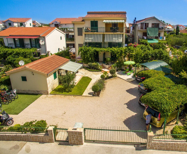 Others 5, Apartments Sara, Vodice
