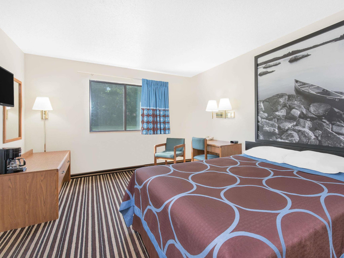 Bedroom 5, Wrangler Hotel, Stevens