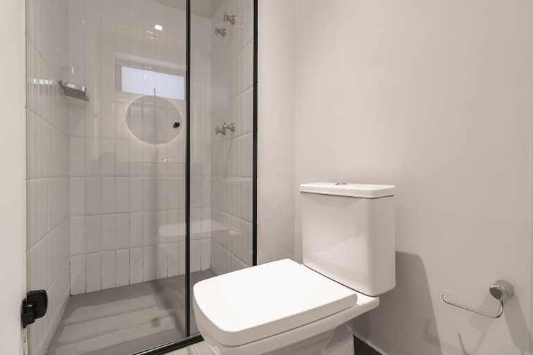 Bathroom 25