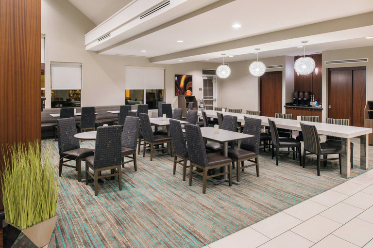 Food & Drinks 5, Residence Inn by Marriott Harrisonburg, Harrisonburg