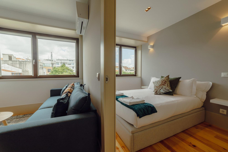 Bedroom 4, Legacy Oporto Design Apartment E by Vacationy, Porto