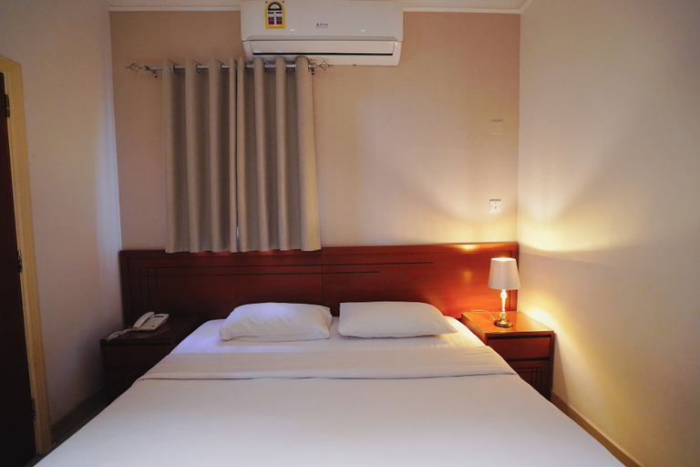 Bedroom 8