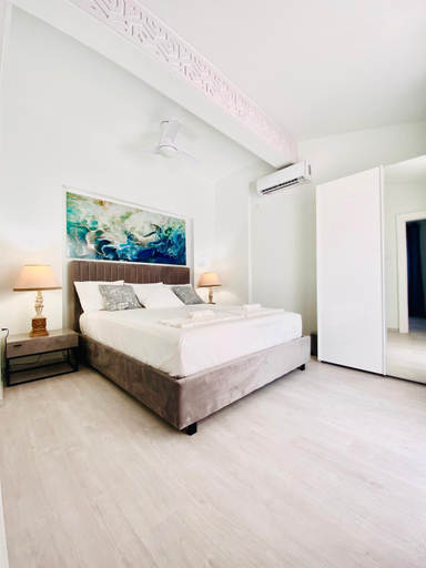 Bedroom 2, SANDY BAY Villa