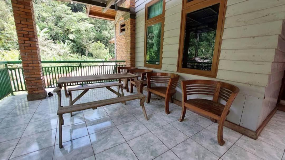 Others 2, Villa Rindam, Bogor