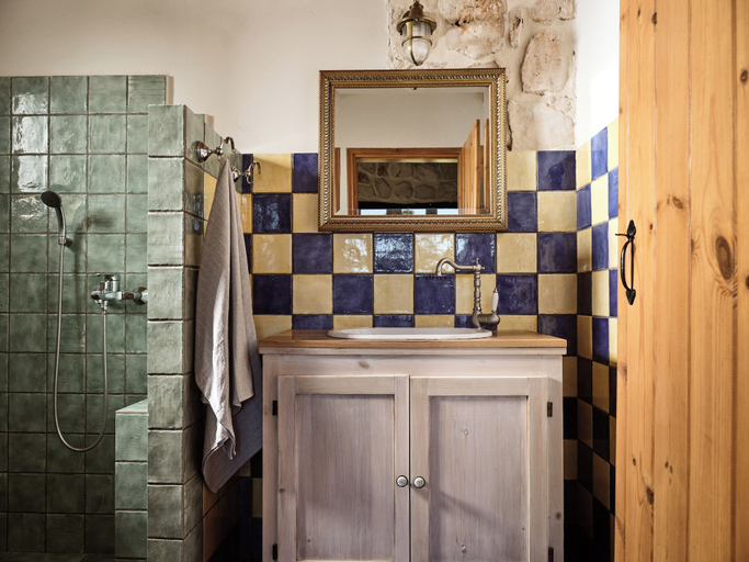 Bathroom 3, Strofilia Stone Residences, Ionian Islands