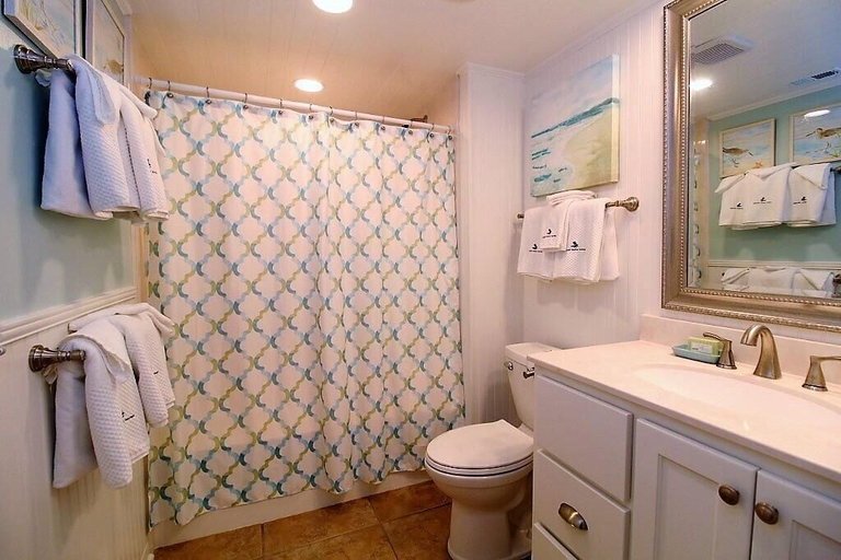 Bathroom 3, Shipwatch A201, Escambia