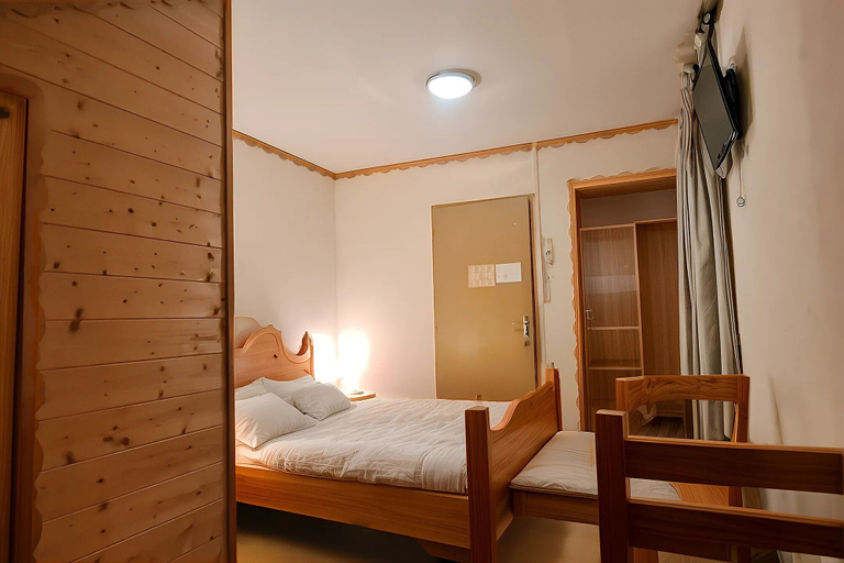 Bedroom 4, Chalet 1200, Savoie