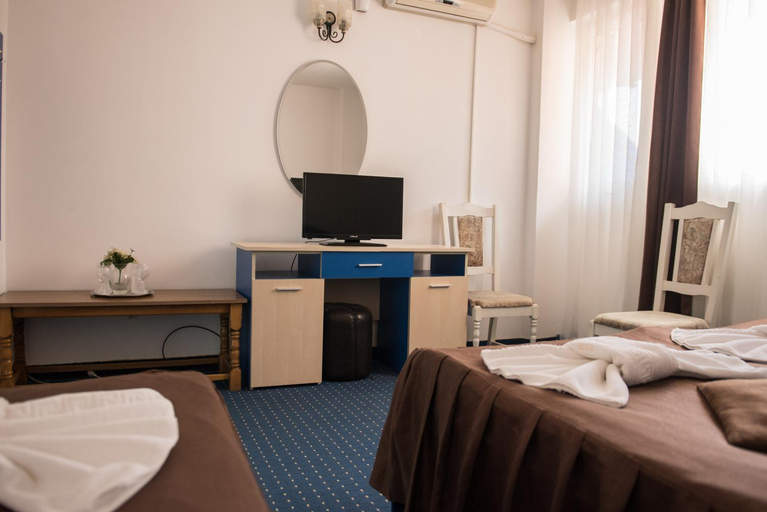 Bedroom 3, Hotel Dynes, Tuzla